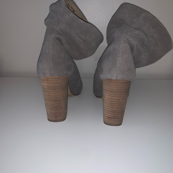 Open toe booties - Picture 4 of 5